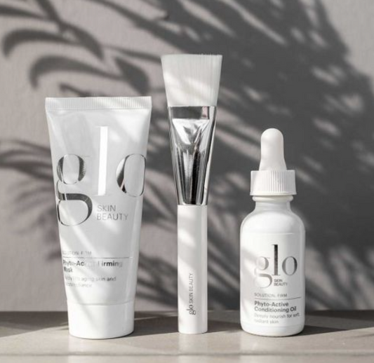 Treatment Room Mask Brush